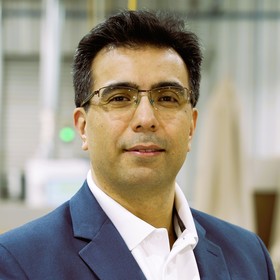 Erick Solares’ headshot.