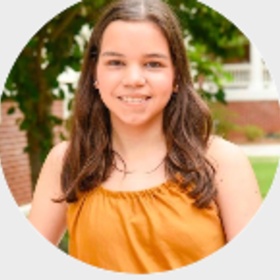 Emily Wright’s headshot.