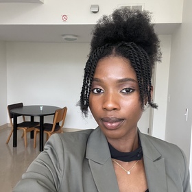 Oyinkansola Akapo’s headshot.