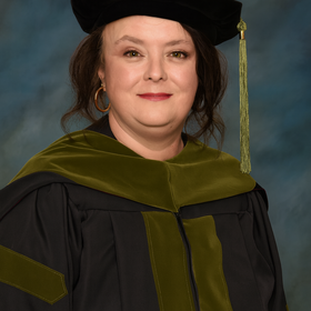 Marla Smigura’s headshot.