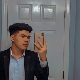 Ali Amiri’s headshot.