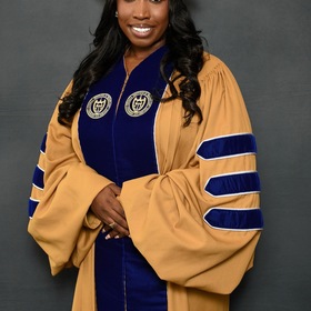 De'Aira Bryant’s headshot.