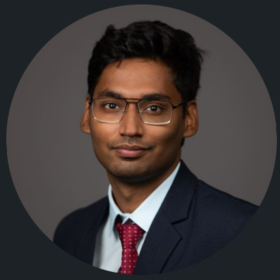 Rithanathith Senthilkumar’s headshot.