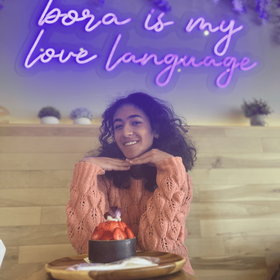 Pia Saraswat’s headshot.