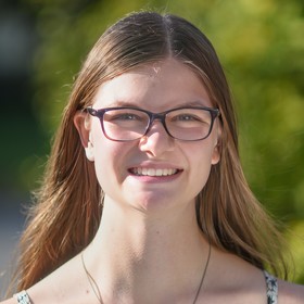 Genevieve Geiser’s headshot.