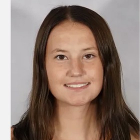 Ana Jones’ headshot.