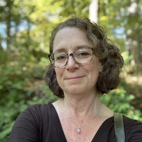 Christine Van Sise’s headshot.