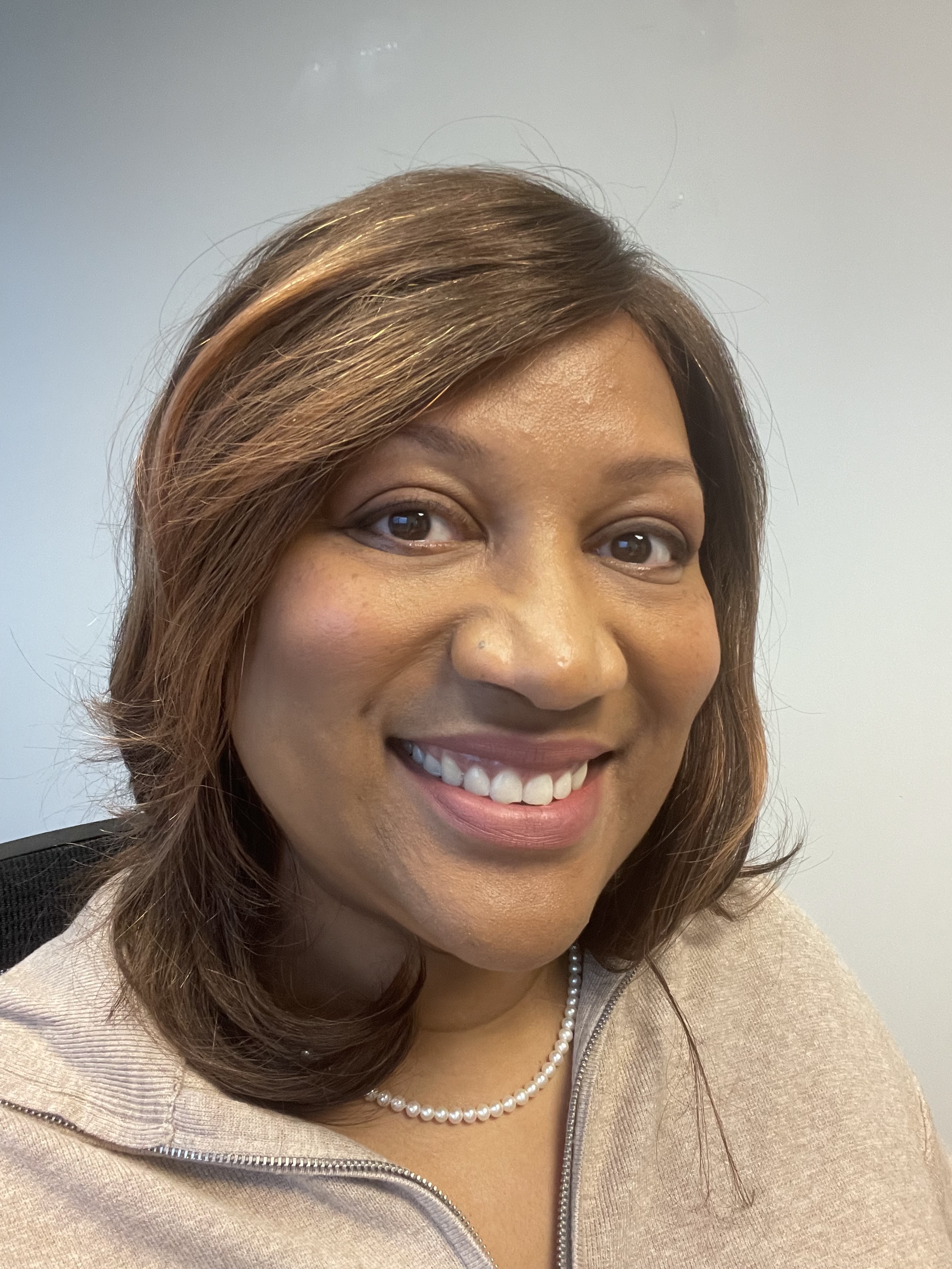 Placeholder headshot for Mae Whiteside Williams.