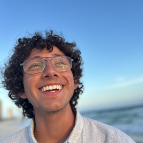 Joshua Rivera’s headshot.