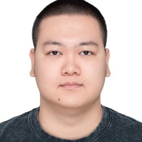 Chenzeyi Lu’s headshot.