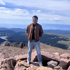 Oswaldo Ceballos’ headshot.