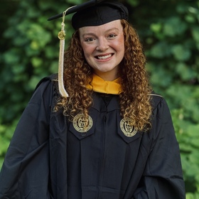 Madison Elam’s headshot.