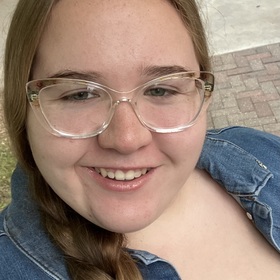 Molly Cooper’s headshot.