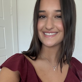 Grace Holleran’s headshot.