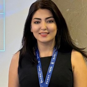 Noushin Azimy’s headshot.