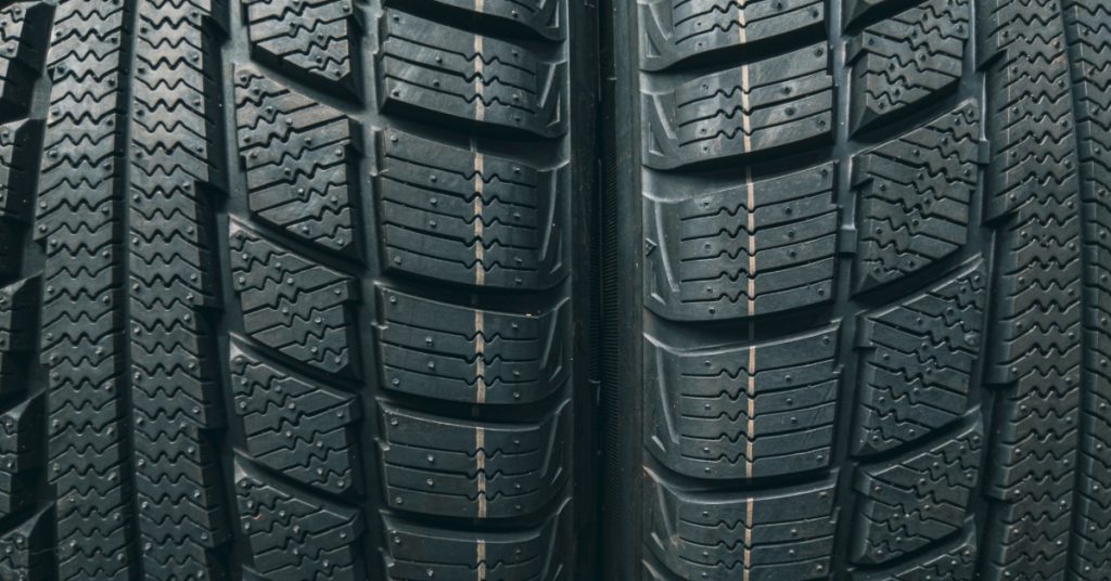 https://s3.amazonaws.com/rnrtires.com/wp-content/uploads/2026/04/30155550/GulfCoastRNR-445497-winter-car-tires-blogbanner1-1024x536.jpg