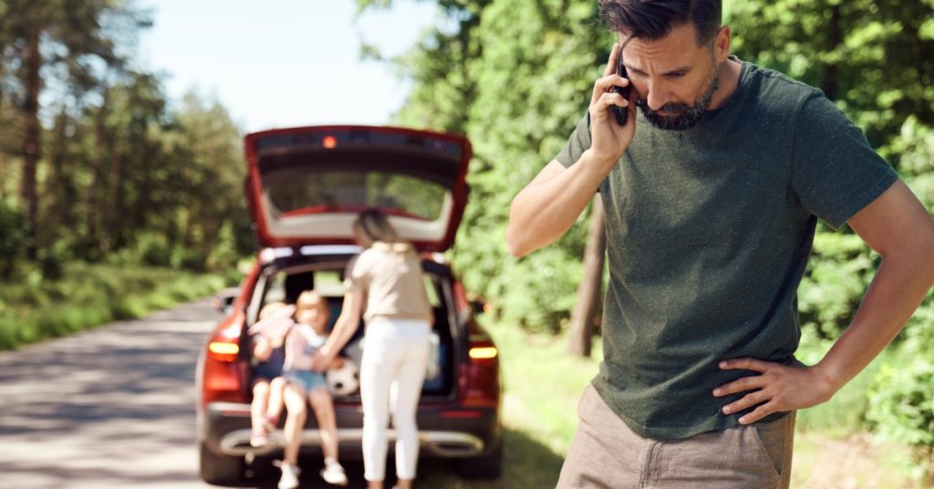 https://s3.amazonaws.com/rnrtires.com/wp-content/uploads/2026/08/10180337/JSATires-446727-Man-Family-Car-BlogBanner1-1024x536.jpg