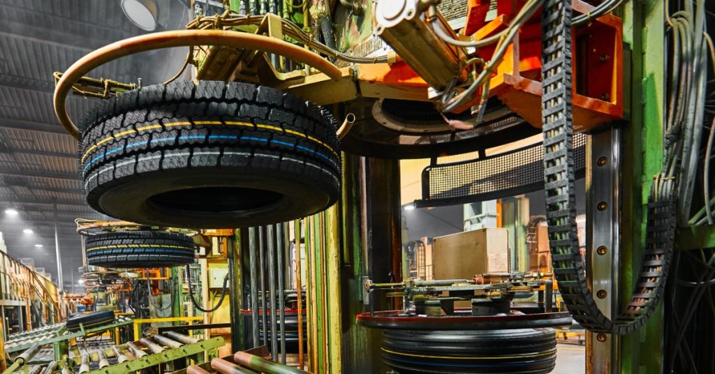 https://s3.amazonaws.com/rnrtires.com/wp-content/uploads/2026/08/20182019/GulfCoastRNR-448072-tire-manufacturing-facility-blogbanner1-1024x536.jpg