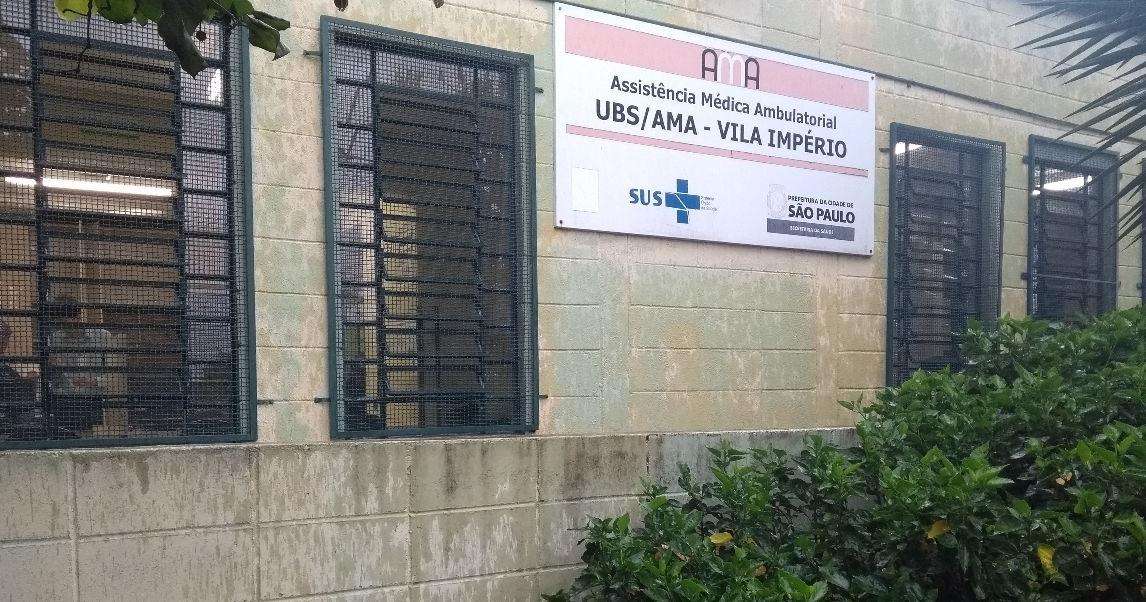'A gente morre mas não é atendido': a demora para marcar uma consulta médica em SP
