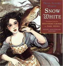 Snow White by Paul Heins, Trina Schart Hyman