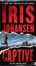 Captive (Eve Duncan #29) by Iris Johansen