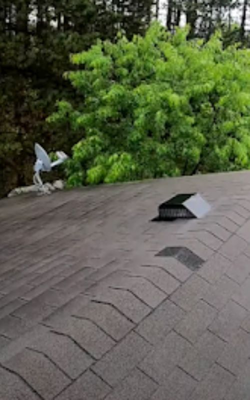 Professional vs DIY Roof Repair: What You Should Know