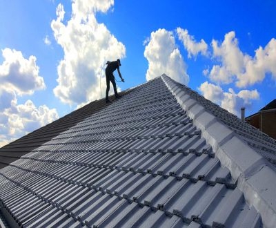 ROOFING CONTRACTORS