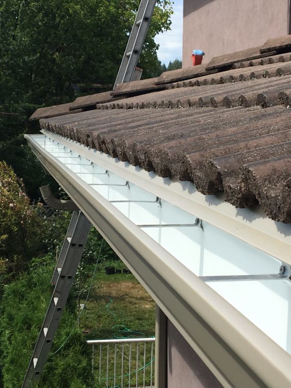 ROOF REPAIR SPECIALISTS 