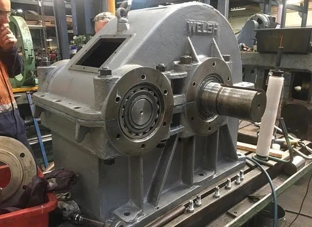 How can pump system vibration monitoring help in optimizing energy efficiency?