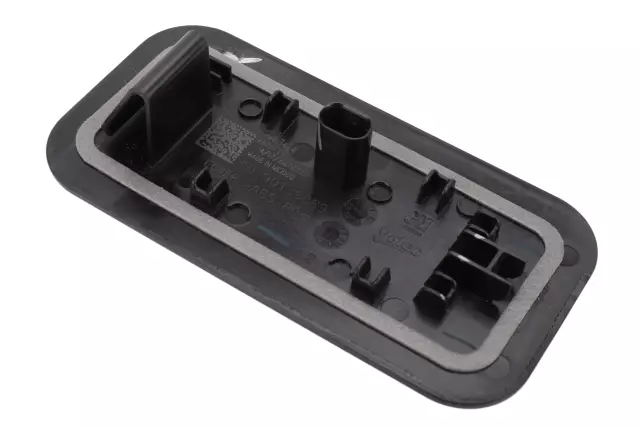 2019-2024 GM - Rear Combination Lamp Cover