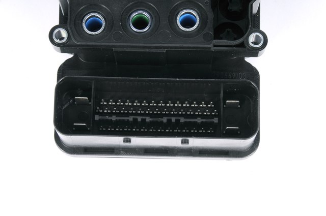 2011-2016 Cadillac SRX Electronic Brake Control Module with 12 Seals ...