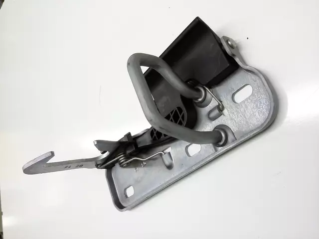 Hood Lock Release Latch For Audi A4, A4 Allroad, A5, S4, A5 Quattro – 8T0823480
