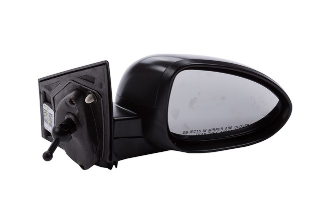 thumbnail image 2 of Ultimate Components Electric Wing Mirror For Peugeot 206cc Cabriolet 2000-2007 – Passenger Side, Primed, Heated, Convex 2 of 6