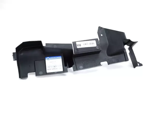 Air Inlet Baffle, Right