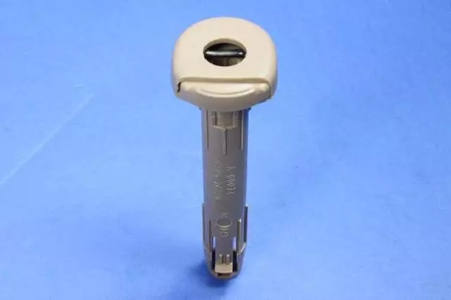 Headrest Sleeve, Locking