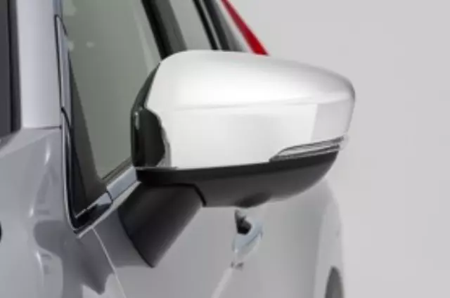 MZ576689EX - Door Mirror Cover, Chrome 2018-2025 Mitsubishi
