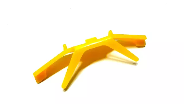 Reveal Molding Retainer Clip