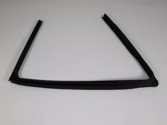 Sliding Door Glass Channel, Right