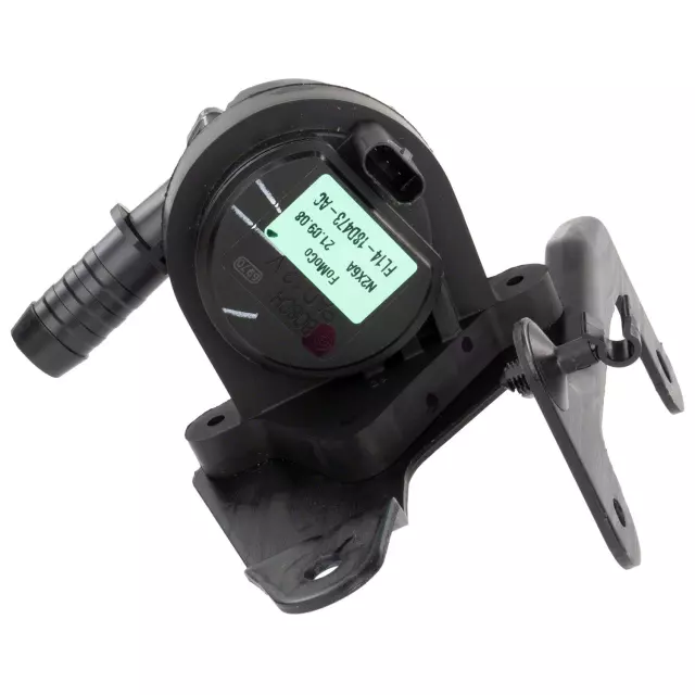 2015-2017 Ford Expedition Engine Auxiliary Water Pump fl1z18d473a