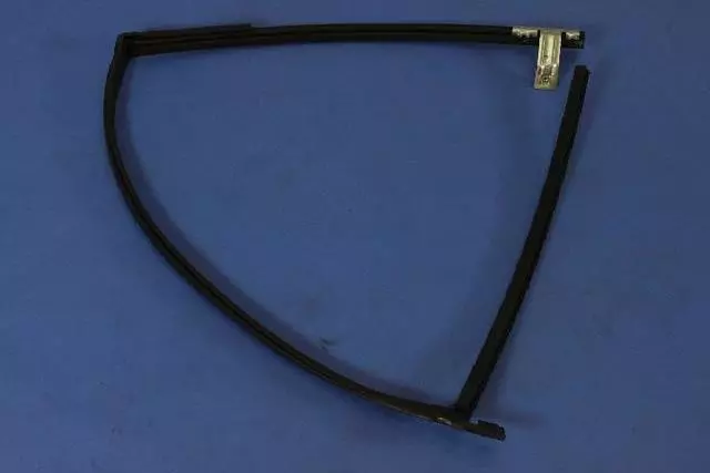 Front Door Glass Run, Left