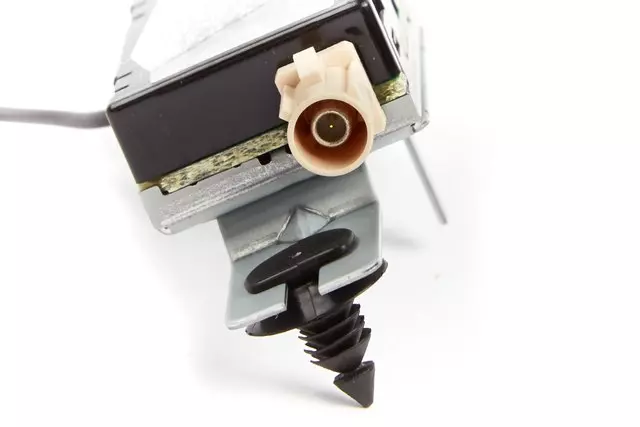 2015-2019 Cadillac ATS - Radio Antenna Amplifier