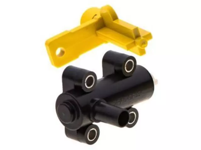 thumbnail image 2 of Genuine Ford F81Z-9A153-AA Water Separator Drain Valve – 98-03 7.3L Diesel 2 of 5
