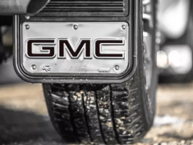 GM OEM Rear Splash Guards Mud Flaps – White Diamond – For 2015-2016 Chevy Tahoe (22922783)
