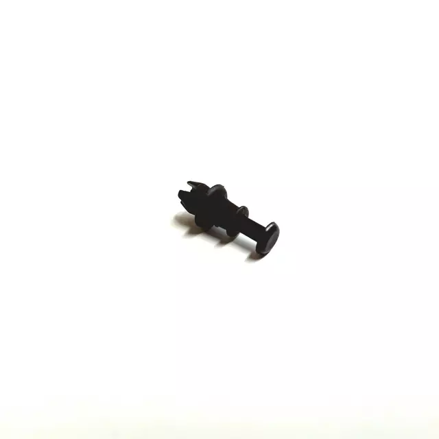 Upper Gate Trim Retainer