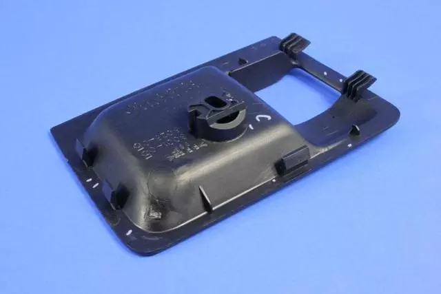 Release Handle Bezel, Right