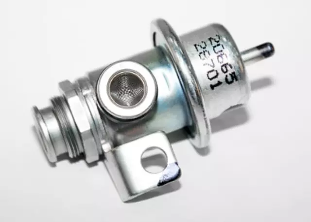 Fuel Injection Pressure Regulator