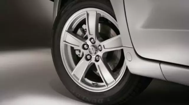 PT904-52083 - Alloy Wheels 16- Alloy With Direct Type TPMS - 2008
