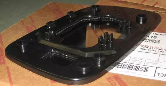 2004-2008 Toyota Solara - Mirror Glass