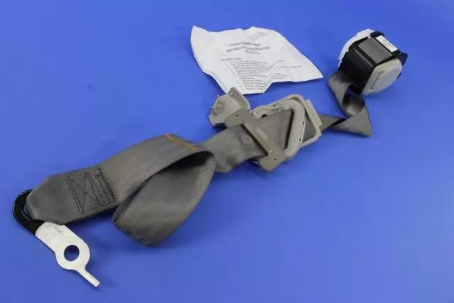 Retractor Seat Belt, Left