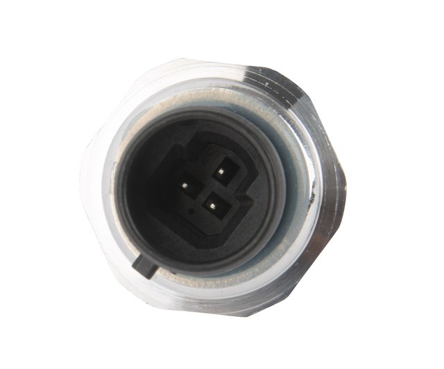 20042018 GM Engine Oil Pressure Sensor 12674782